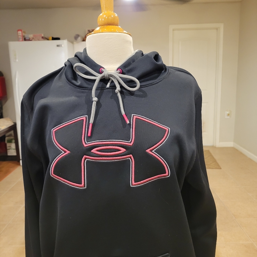 🔘EUC~ UNDER ARMOUR HOODIE